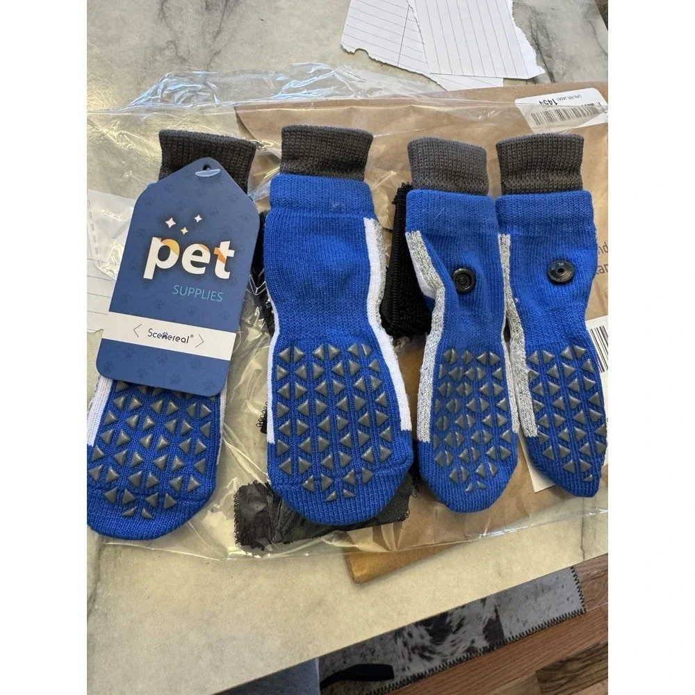 Anti Slip Grip Protective Blue Dog Socks Size Small Scenereal Pet Supplies